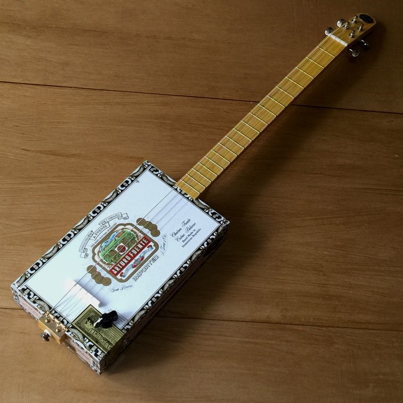 micro guitare 4 fils