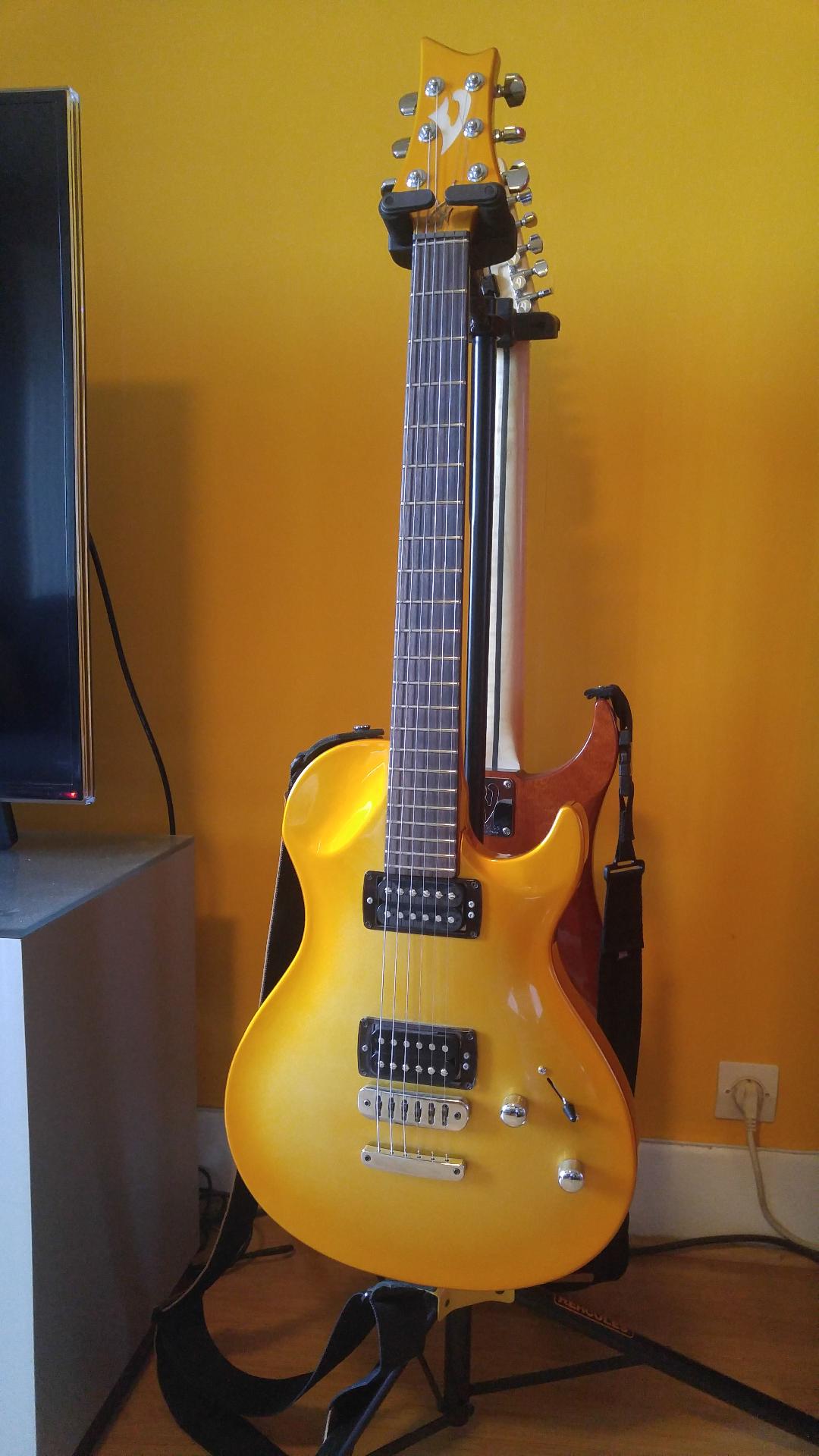 micro guitare amber