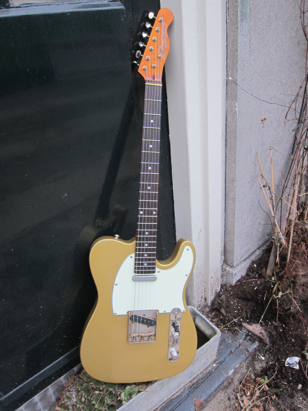 micro guitare amber