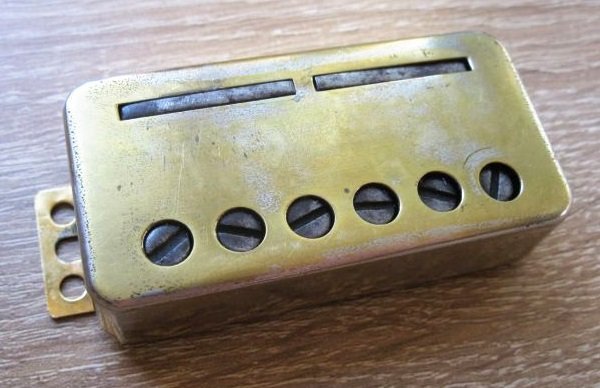 micro guitare artisanal