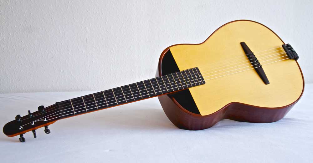 micro guitare bordeaux