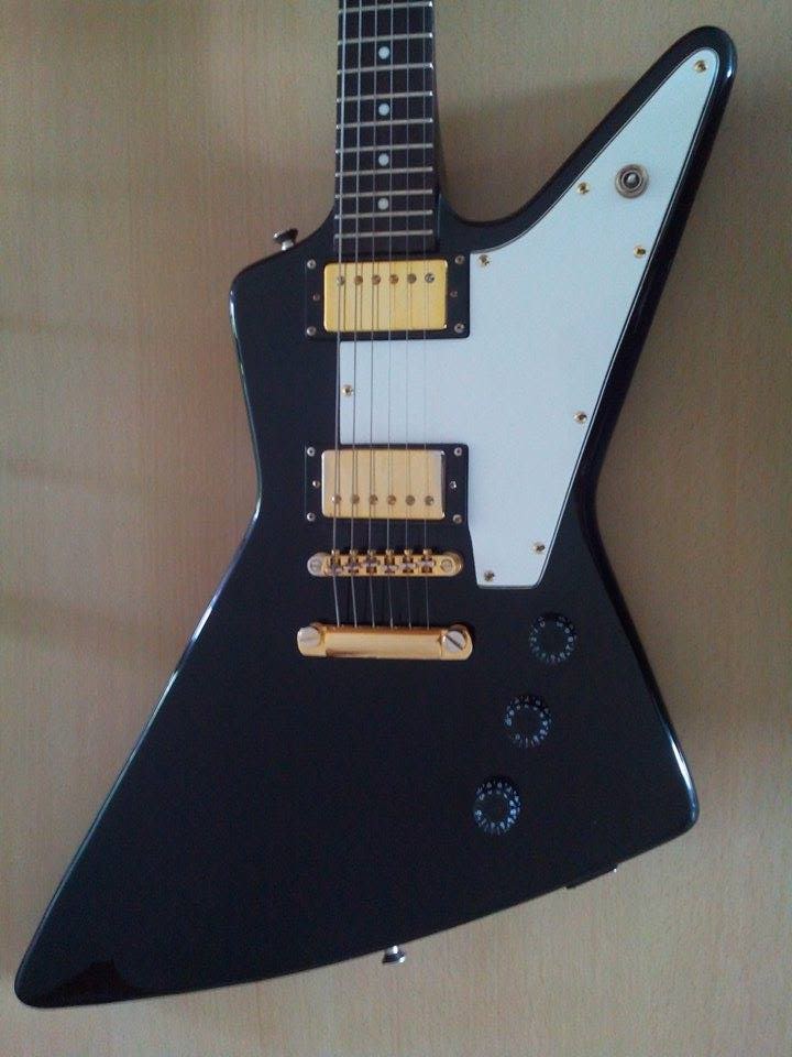 micro guitare custom 77