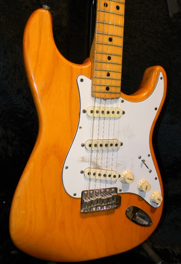 micro guitare demagnetise