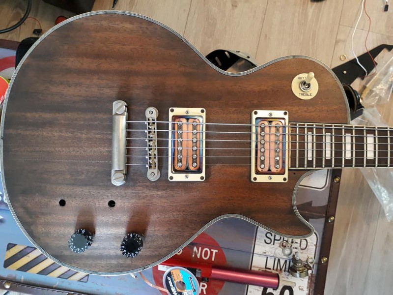 micro guitare fait main france