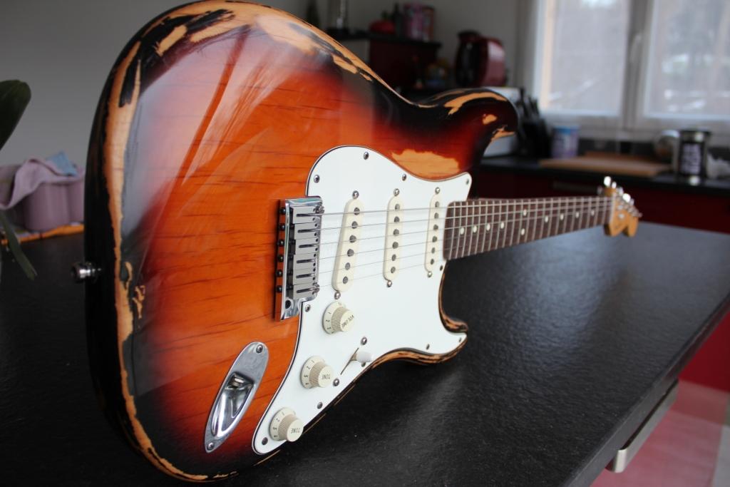 micro guitare fender stratocaster
