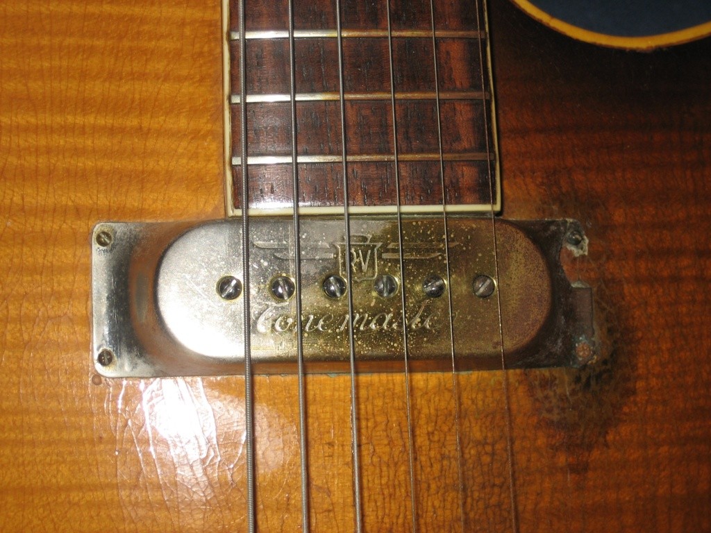 micro guitare jazz flottant
