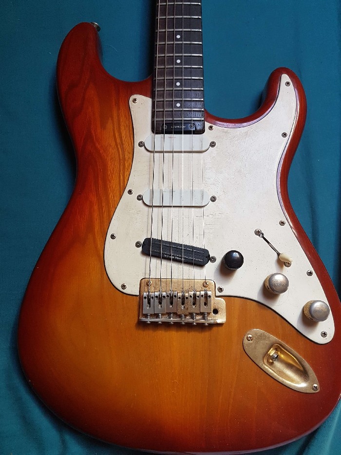 micro guitare levinson