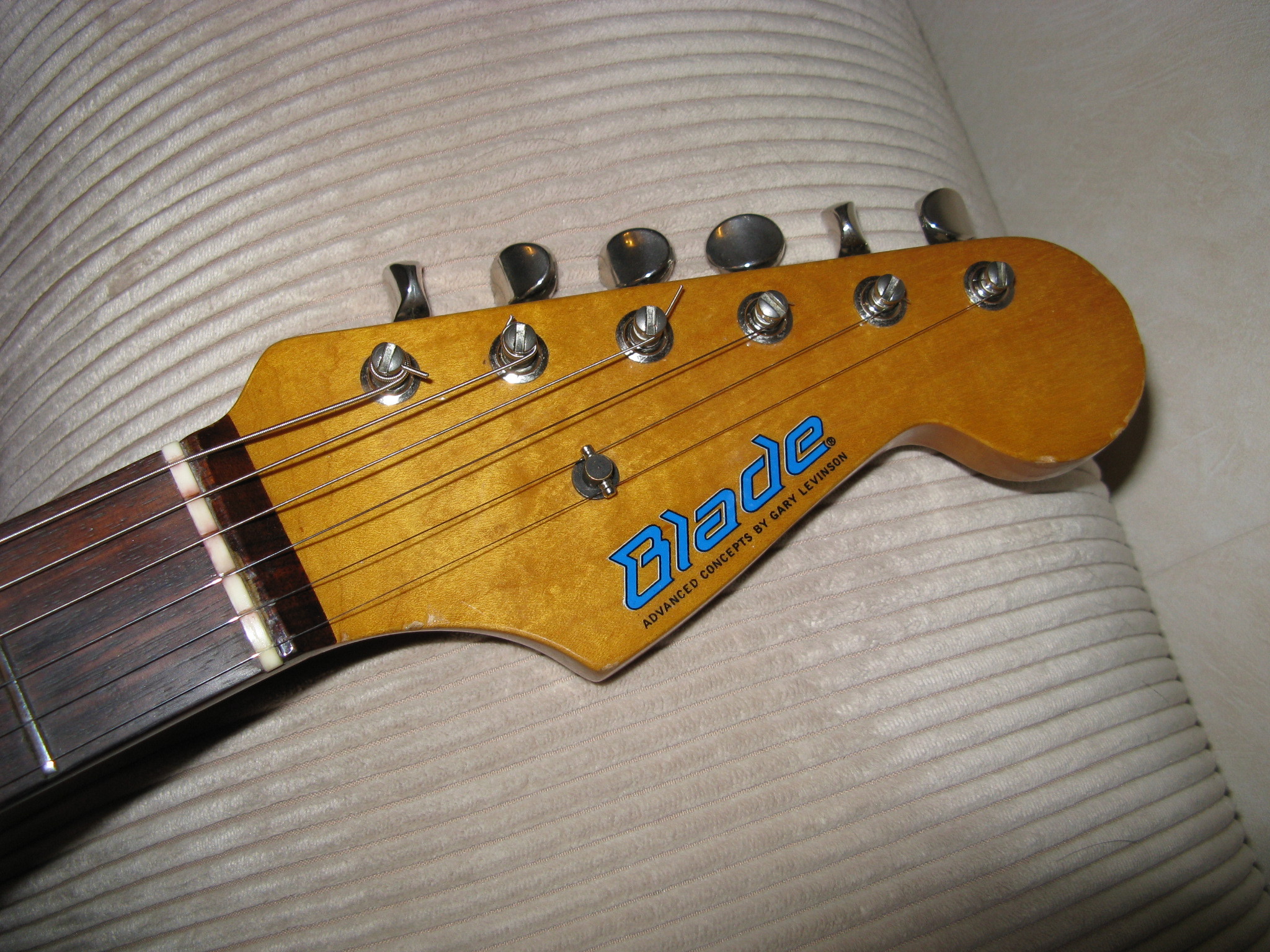 micro guitare levinson