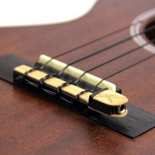 micro guitare nylon