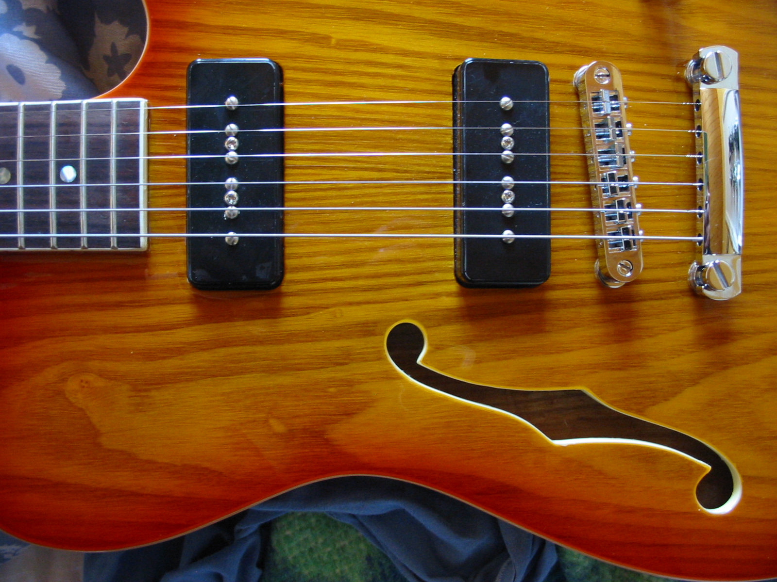 micro guitare p90