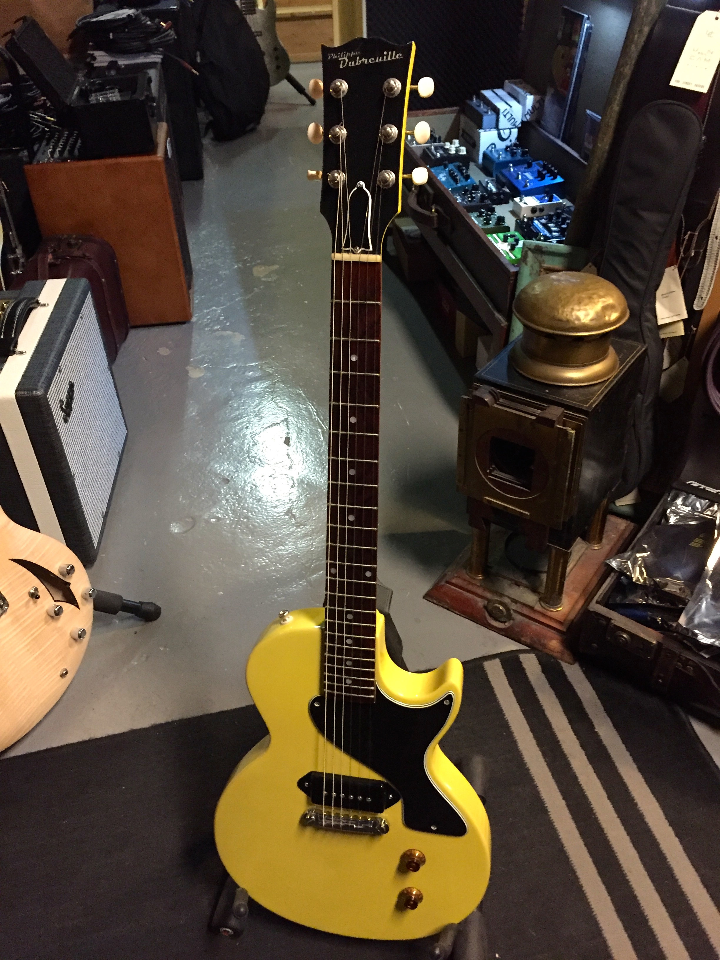 micro guitare paris
