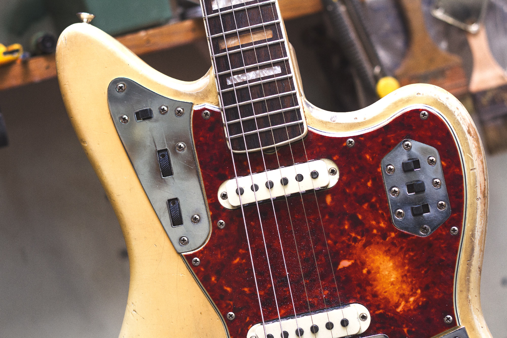 micro guitare qui bouge