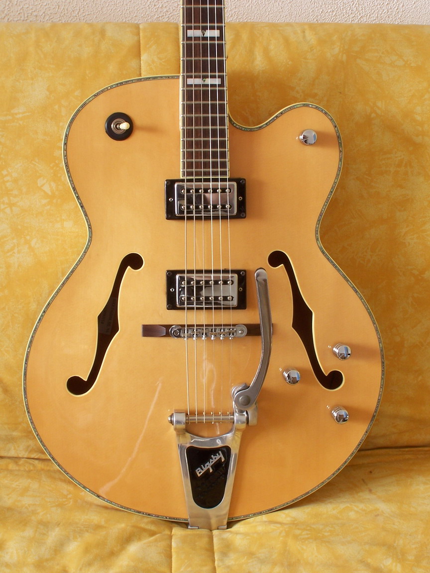micro guitare rockabilly