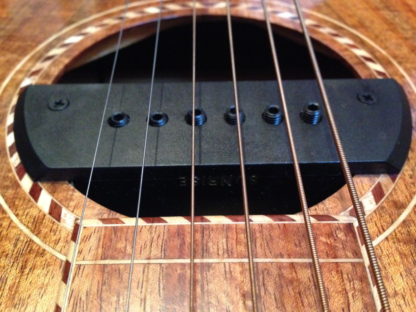 micro guitare rosace