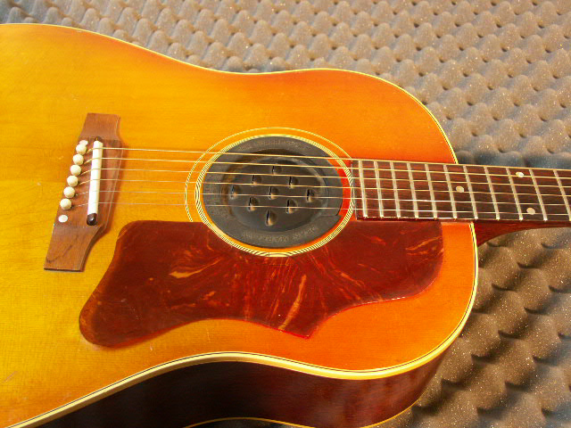 micro guitare rosace