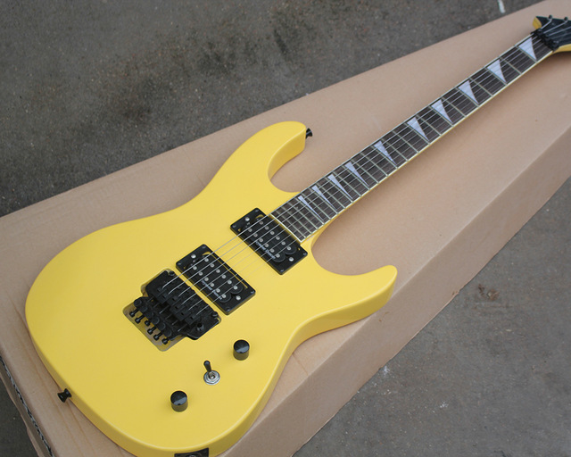 micro guitare rose