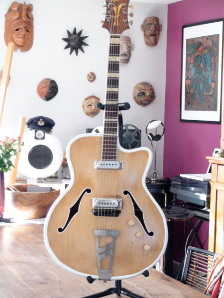 micro guitare rv tonemaster