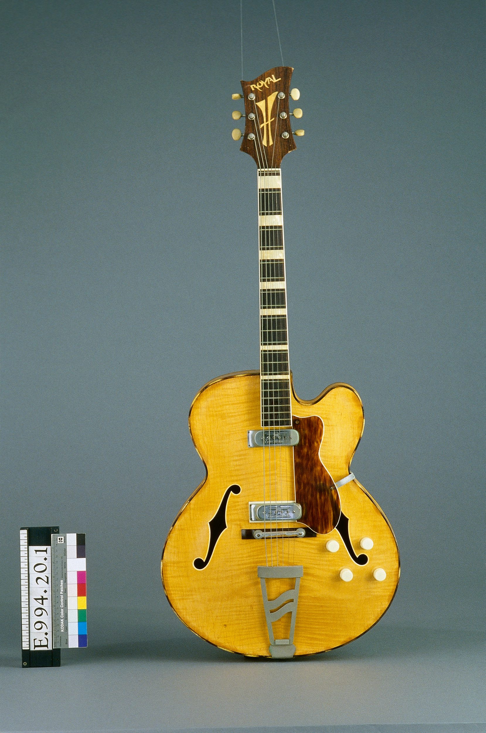 micro guitare rv tonemaster