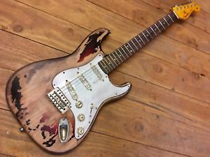 micro guitare stratocaster