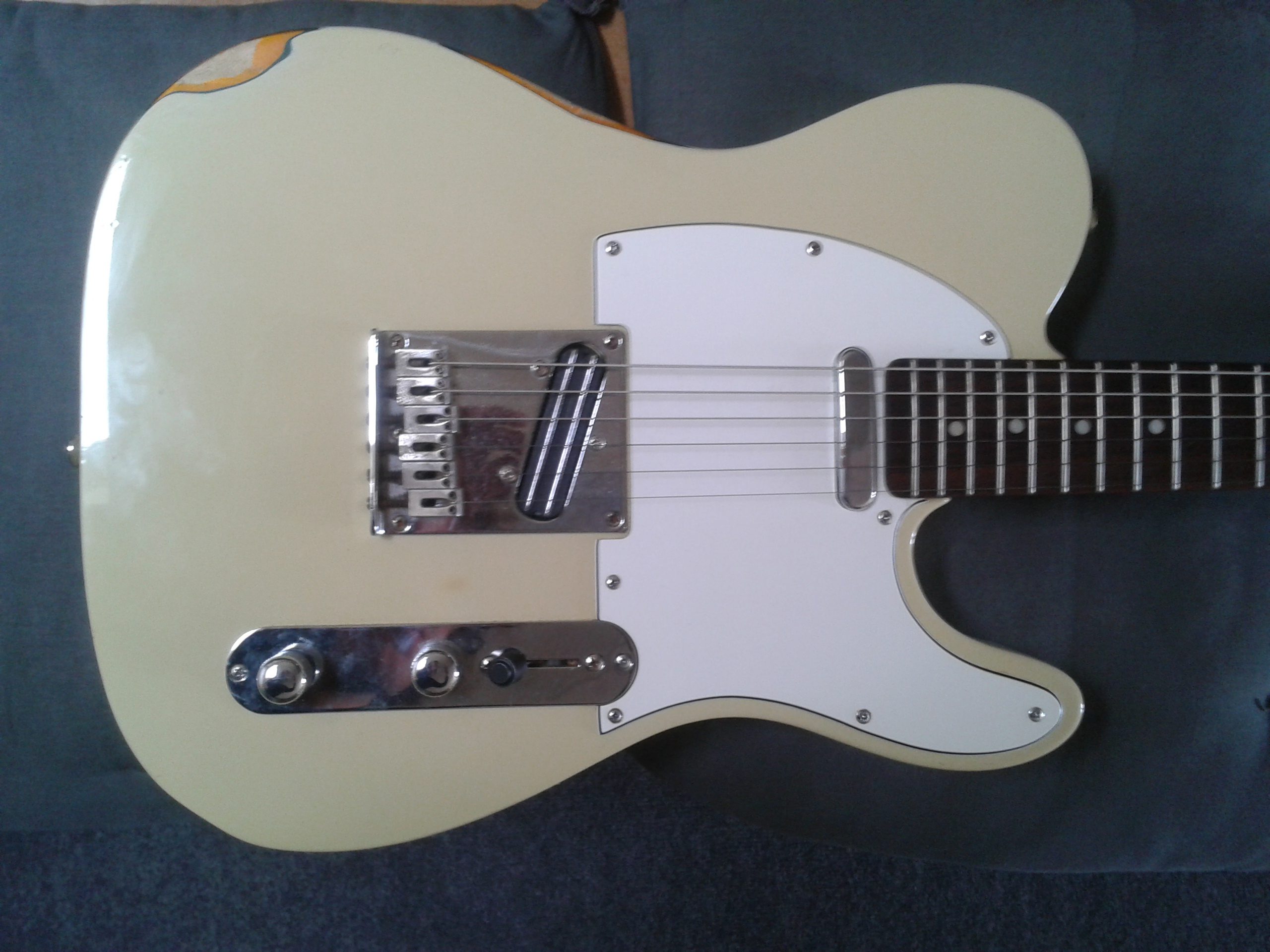 micro guitare van zandt