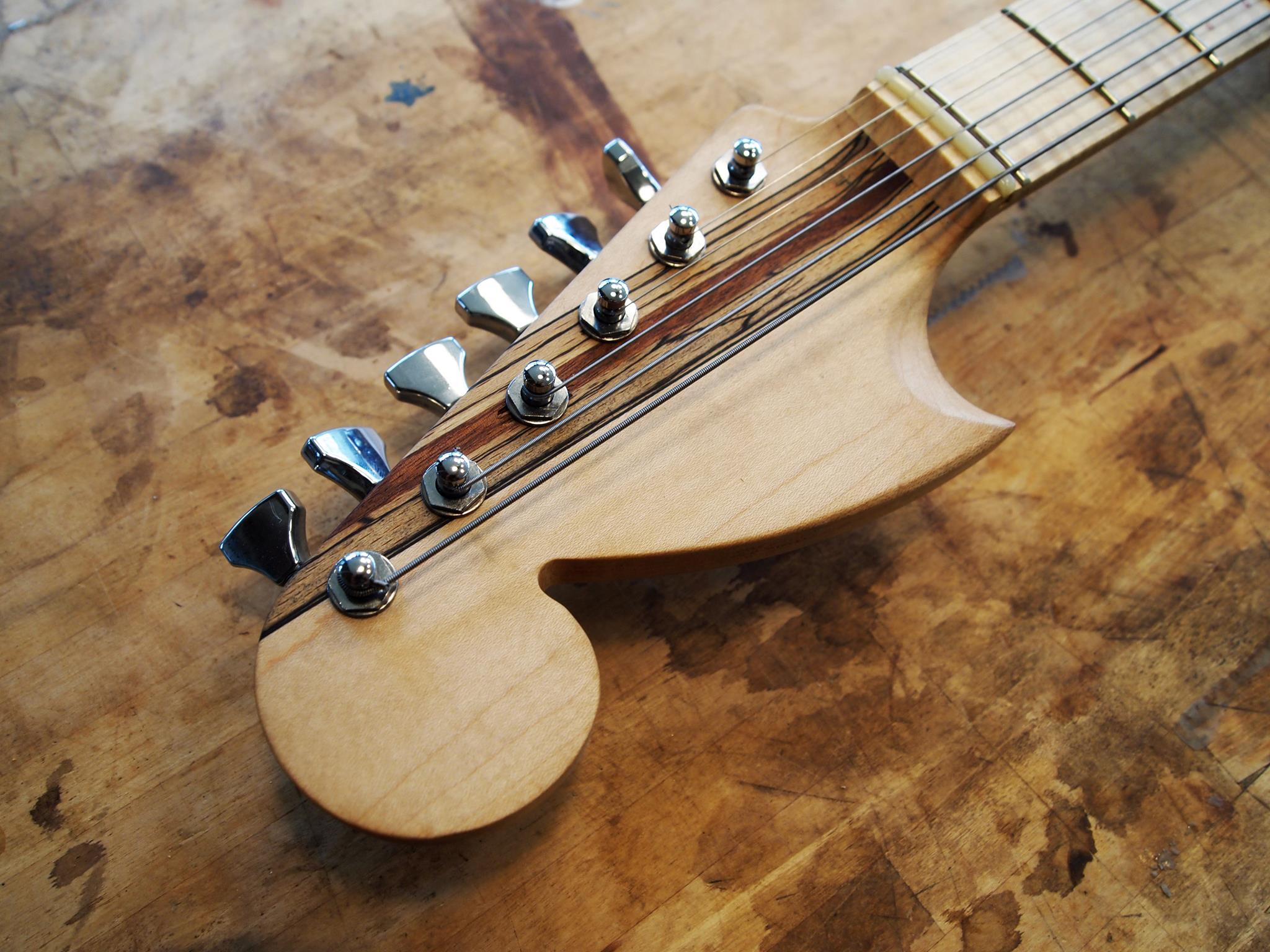 micro guitare venelles