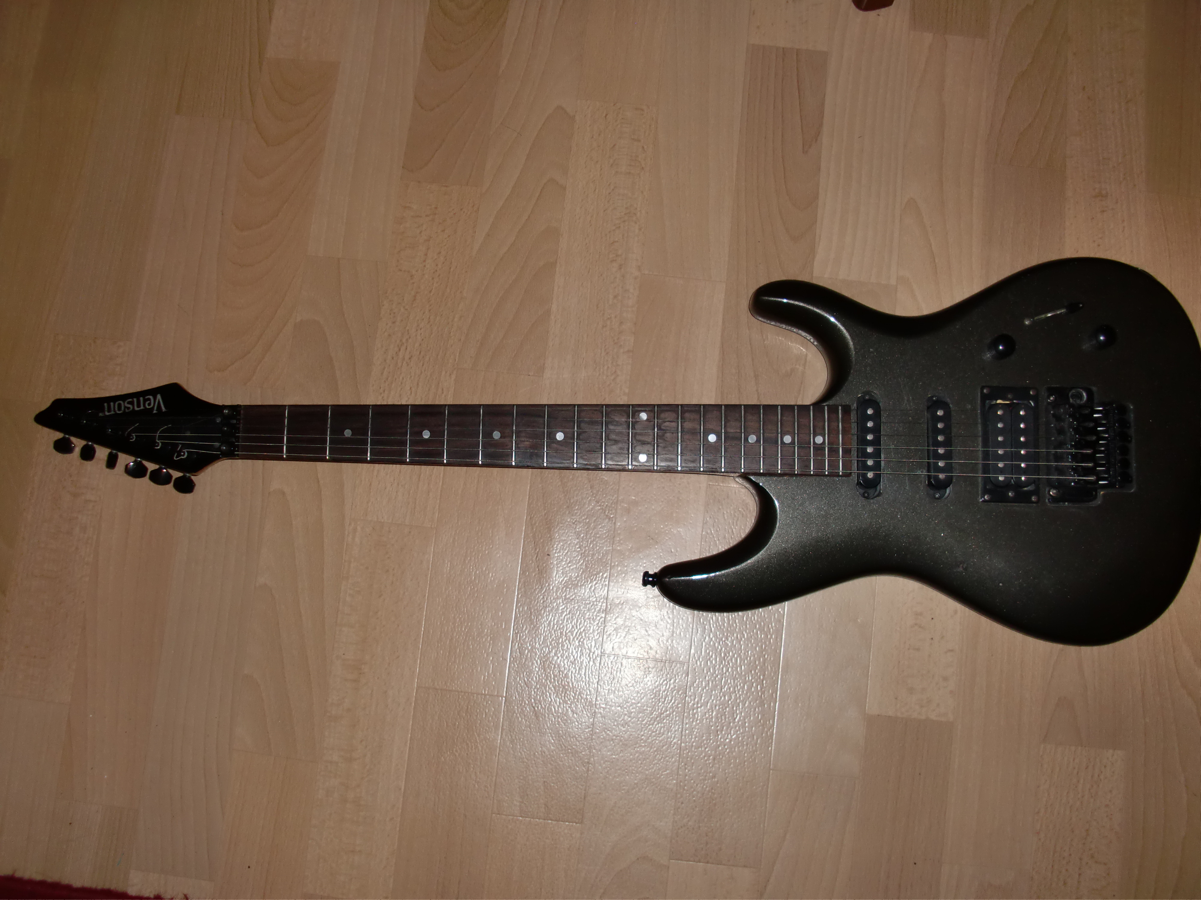 micro guitare venson