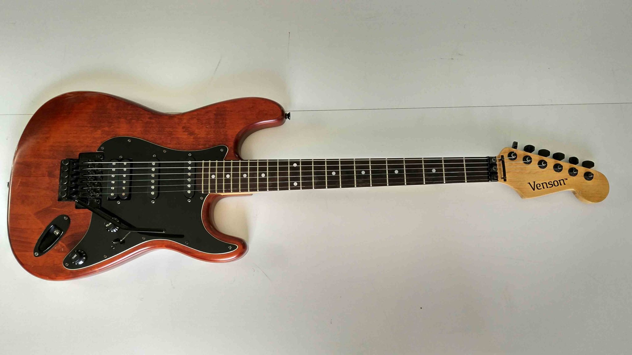micro guitare venson