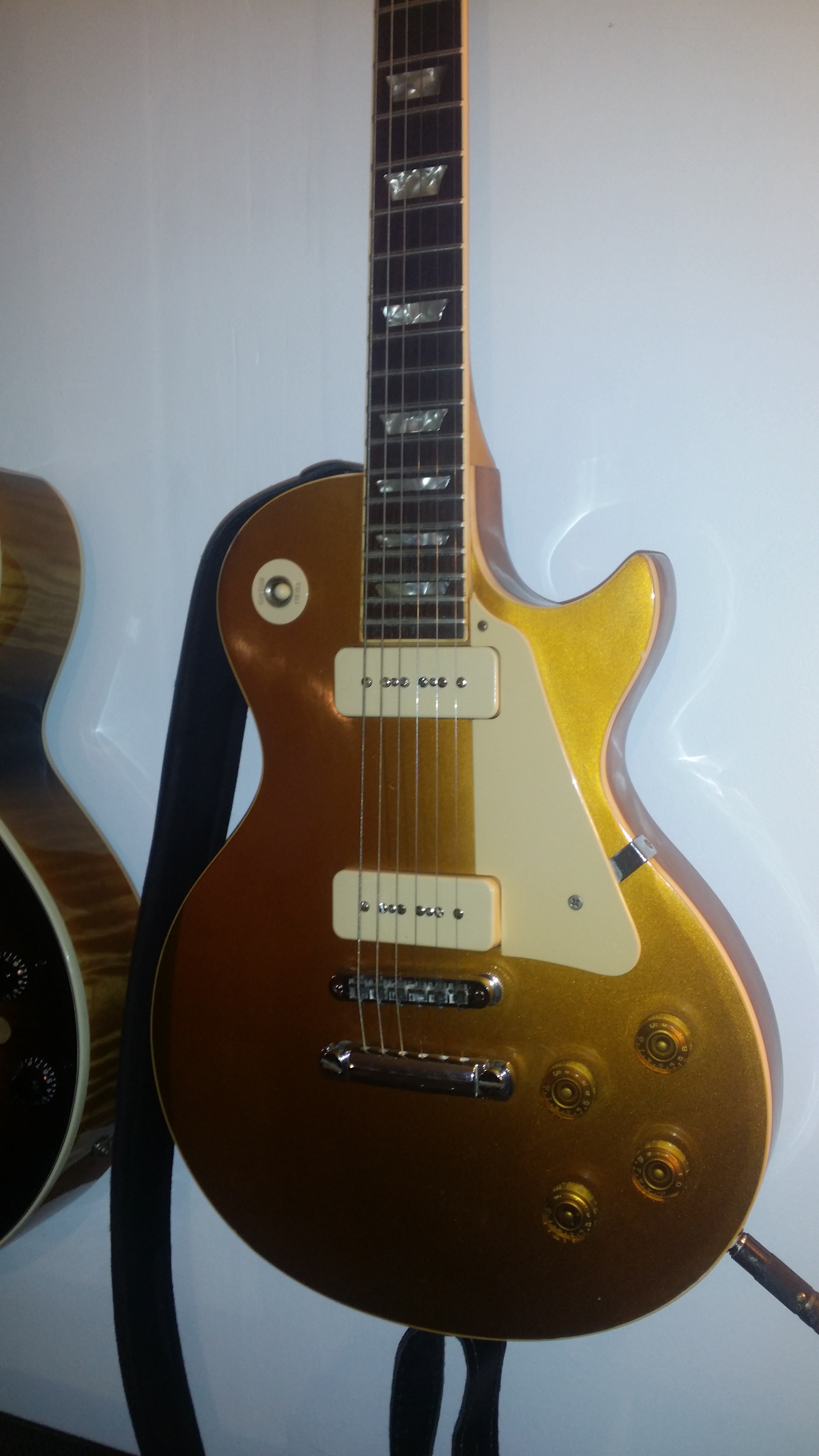 micro guitare vintage tornade ms