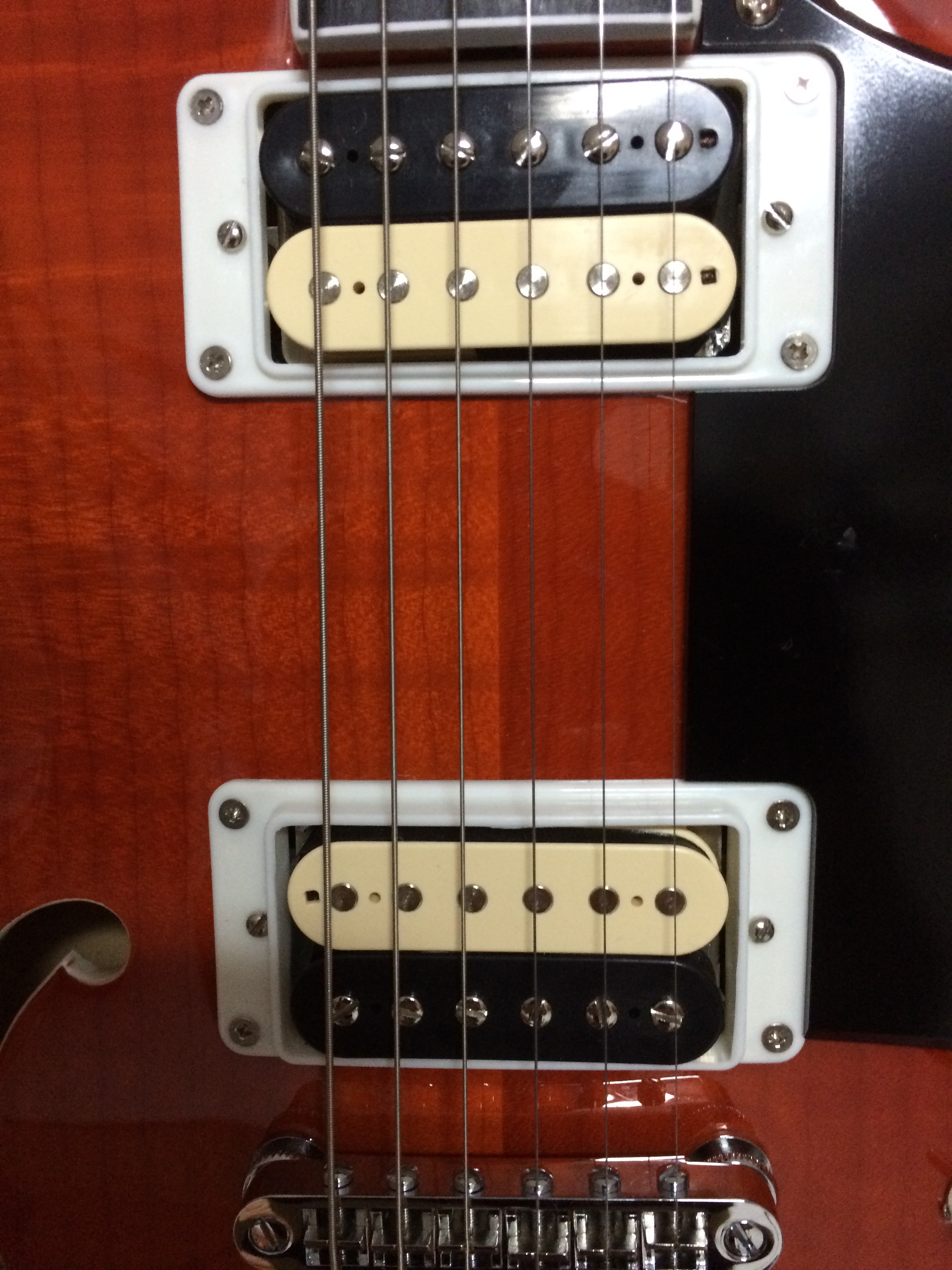 micro guitare vintage tornade ms